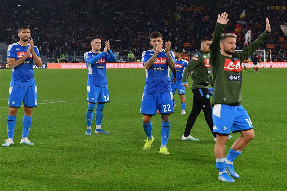 Roma-Napoli: sconfitta all'olimpico per 2 a 1, gli azzurri adesso possono finire lontanissimi dalla vetta