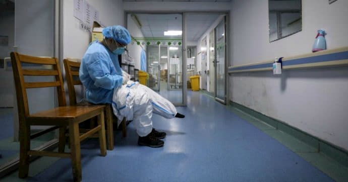 Virus in Campania “indebolito”: per il secondo giorno consecutivo zero morti