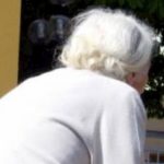 Ischia, anziana sola chiede aiuto dalla finestra: l’intervento dei carabinieri