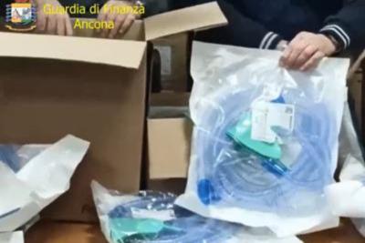 Società di Milano vende respiratori alla Grecia: sequestro e denuncia