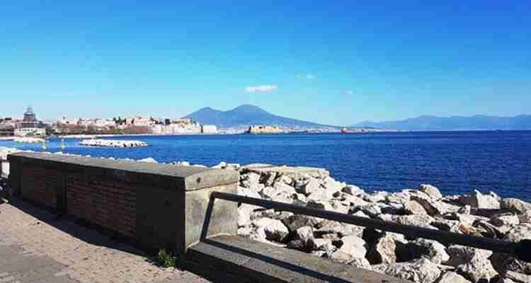 Napoli nella top ten dei comuni più social d’Italia