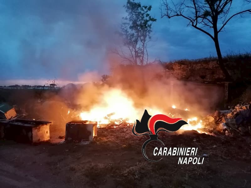 Varcaturo, incendiavano rifiuti invece di smaltirli: denunciati 3 agricoltori