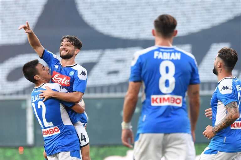 Genoa-Napoli: vittoria degli azzurri per 1-2, buona prestazione a Marassi, in gol Mertens e Lozano