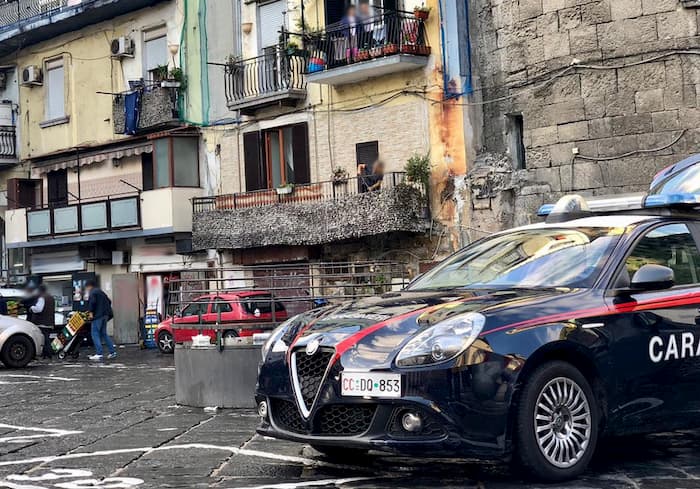Napoli, al quartiere Stella e al rione Sanità verifiche su parcheggiatori abusivi sanzionati e su arrestati: denunce e segnalazioni all'Inps