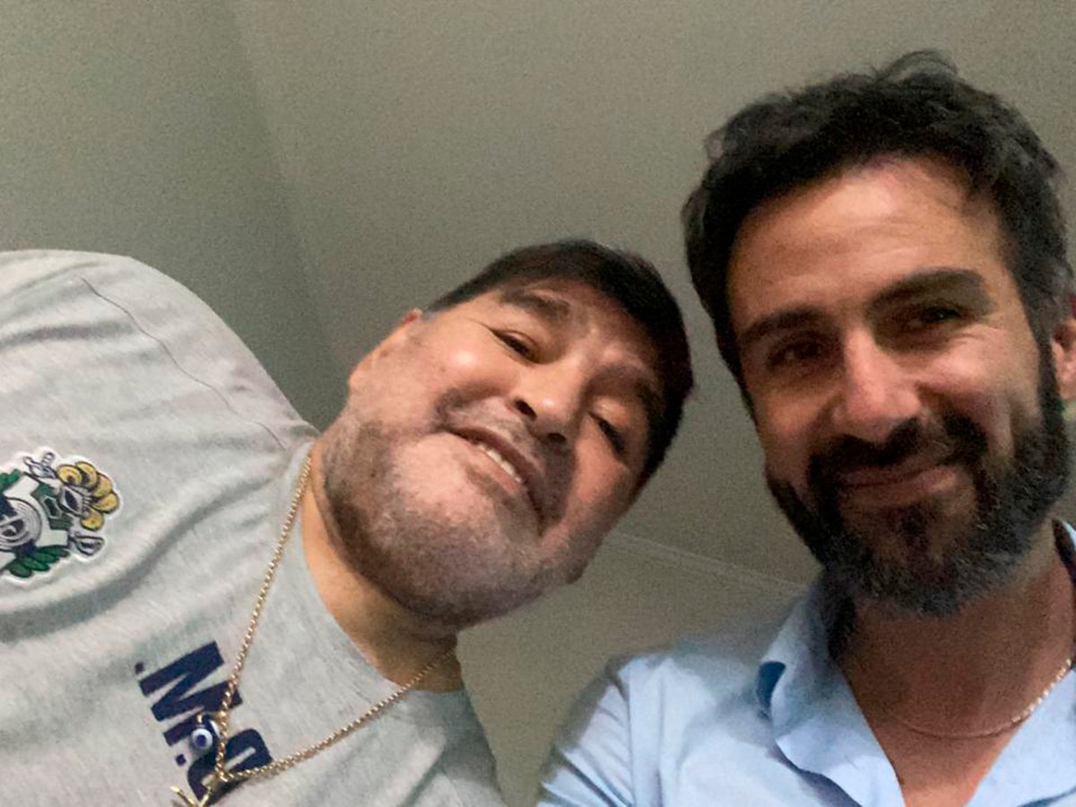 Maradona lasciato morire senza cure: si aggrava la posizione del suo medico