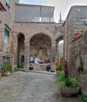 La restaurata Fontana del Cerriglio