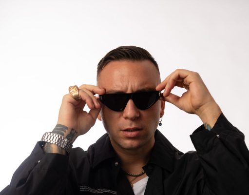 Il rapper e cantautore BRIGA torna sul palco domani a NAPOLI presso Casa della Musica con la prima tappa di “SENTIMENTI CLUB TOUR”