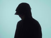 prima stanza a destra: esce oggi “dimmi che provi quello che provo io”, il nuovo singolo per Sugar Musgiic