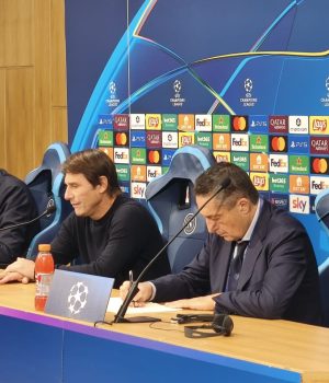 b8260596-5f32-4d27-8073-48f7cbadafcf