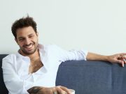 Il cantautore napoletano WALTER RICCI pubblica il 5/12 il suo nuovo singolo “Na Samba ‘e Café”