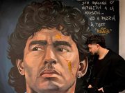 Parigi ha un nuovo muro: parla napoletano. L’arte di Reale conquista la capitale francese