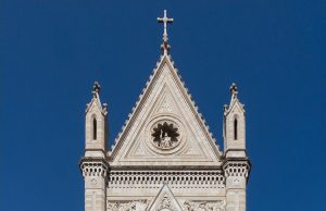 San Gennaro, il patrono che protegge Napoli tra storia e fede