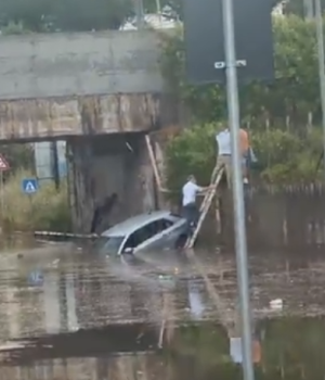 Bomba d'acqua a torre annunziata