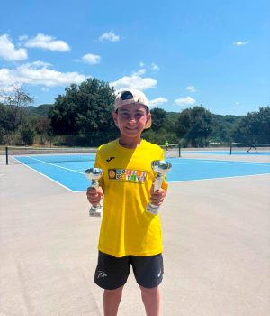 FB_IMG_1785124422592 Il tennista under 10 Luigi Trapani allenato dal maestro Gargiulo
