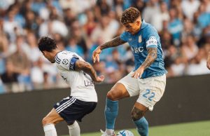 Napoli-Como 1-2, crollo azzurro al Maradona: il Como sbanca Napoli esordio negativo per Max