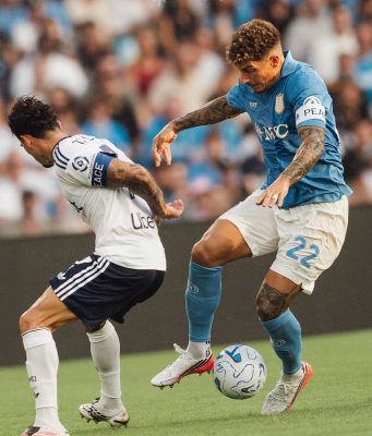 Napoli-Como 1-2, crollo azzurro al Maradona: il Como sbanca Napoli esordio negativo per Max