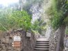 É locale l’escursionista ritrovato morto a Pontone di Scala Un sentiero a Pontone di Scala