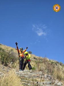 Il soccorso alpino salva due escursionisti a Crapolaa