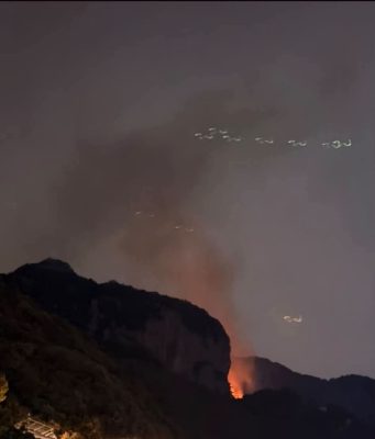 In corso un altro incendio a Positano Positano brucia ancora