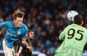 Beffa Napoli, dal doppio vantaggio al 3-3: McTominay non basta, furia azzurra nel finale
