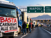 Caro carburanti, i camion si fermano e l’Italia rischia la paralisi: proteste anche in Campania