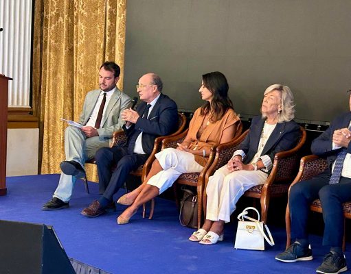 Castrolab dona ecografo pediatrico al Santobono: cerimonia con le istituzioni nazionali e regionali