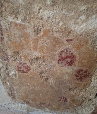 Affreschi di disegno trecentesco disvelati nella Chiesa di San Michele A Ticciano di Vico Equense