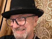 Sergio Caputo: un viaggio intimo tra canzoni storiche, aneddoti e narrazione